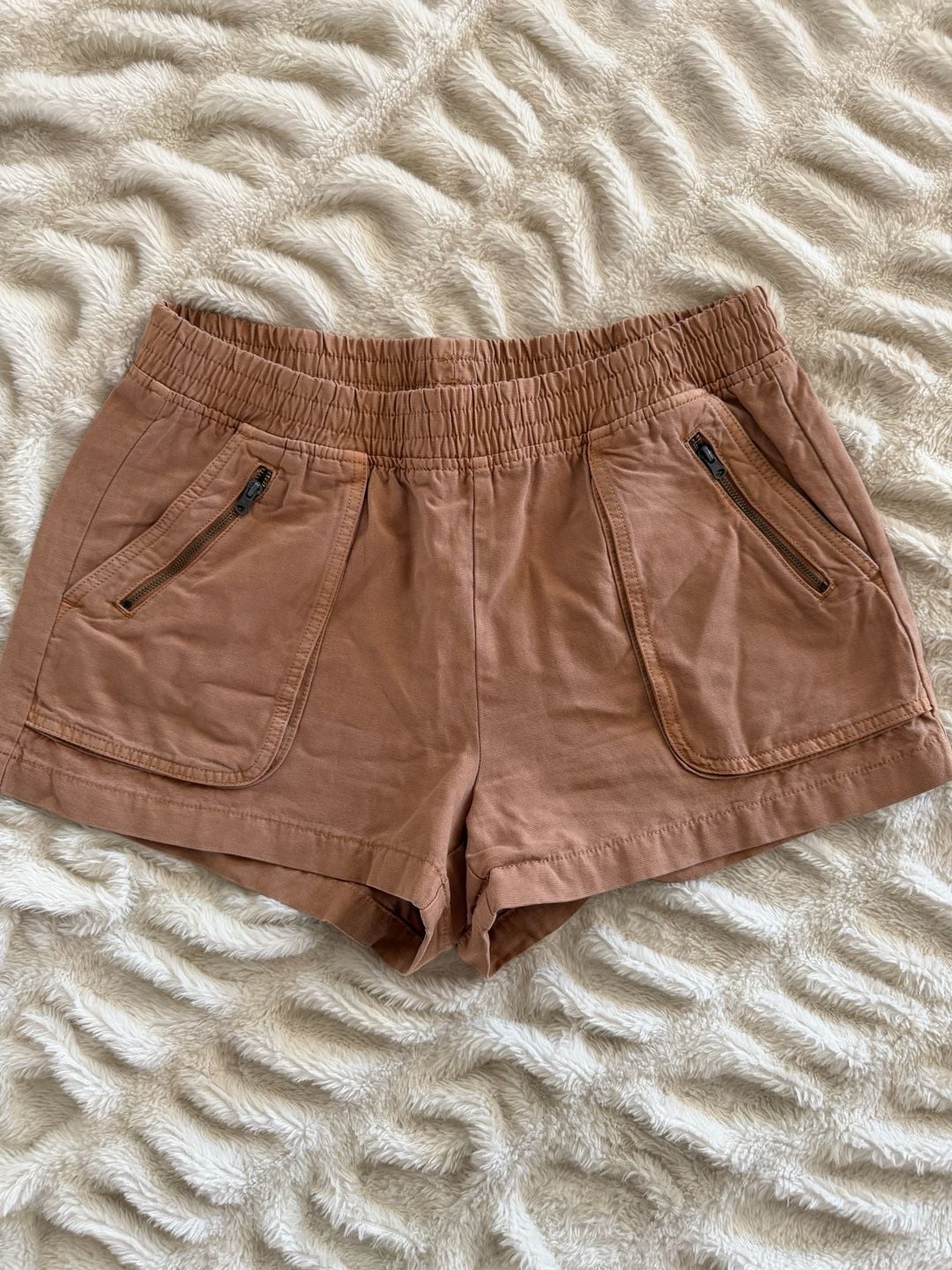 Aerie Boardwalk Light Brown Elastic Waist Zipper Pocket Shorts Summer Womens M 3