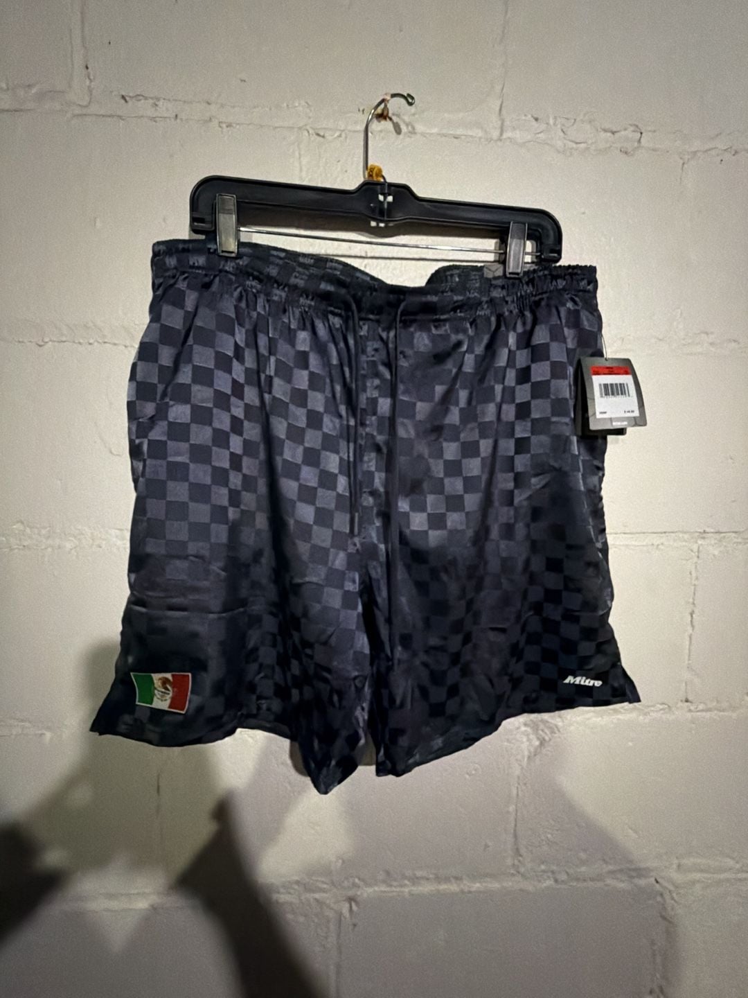 Mitre Mexico Flag Black Checkerboard Pattern 7 Inseam Athletic Shorts New with Tags 2