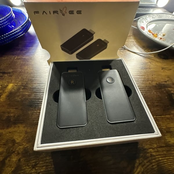 FAIRBEE WH100 Wireless HDMI Transmitter and Receiver Kit 1080P