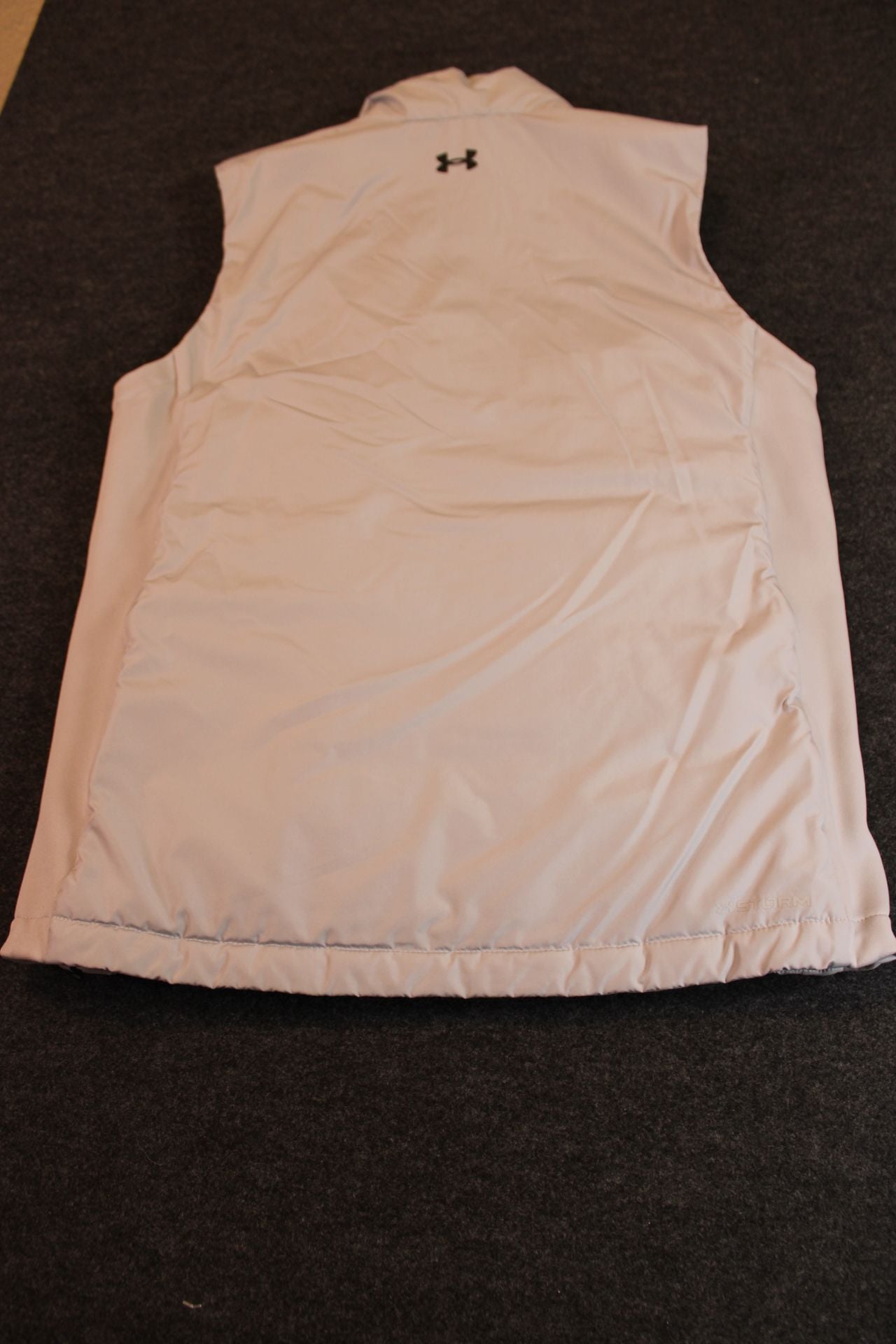 Under Armour ColdGearVest Medium Grey Quilted Full Zip Golf Gilet 10