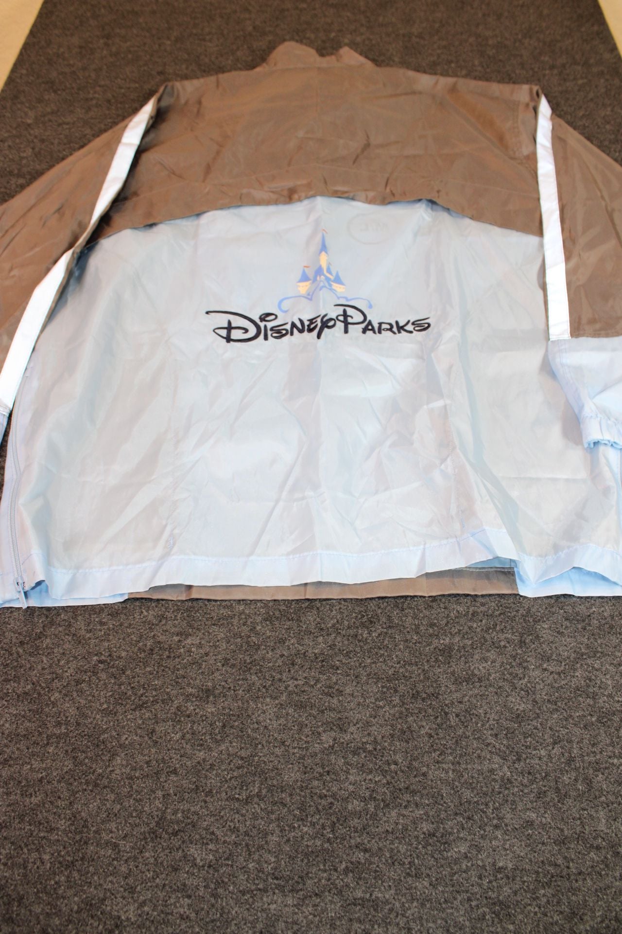 Disney Parks Walt Disney Windbreaker Rain Jacket Packable Blue Gray M/L 9