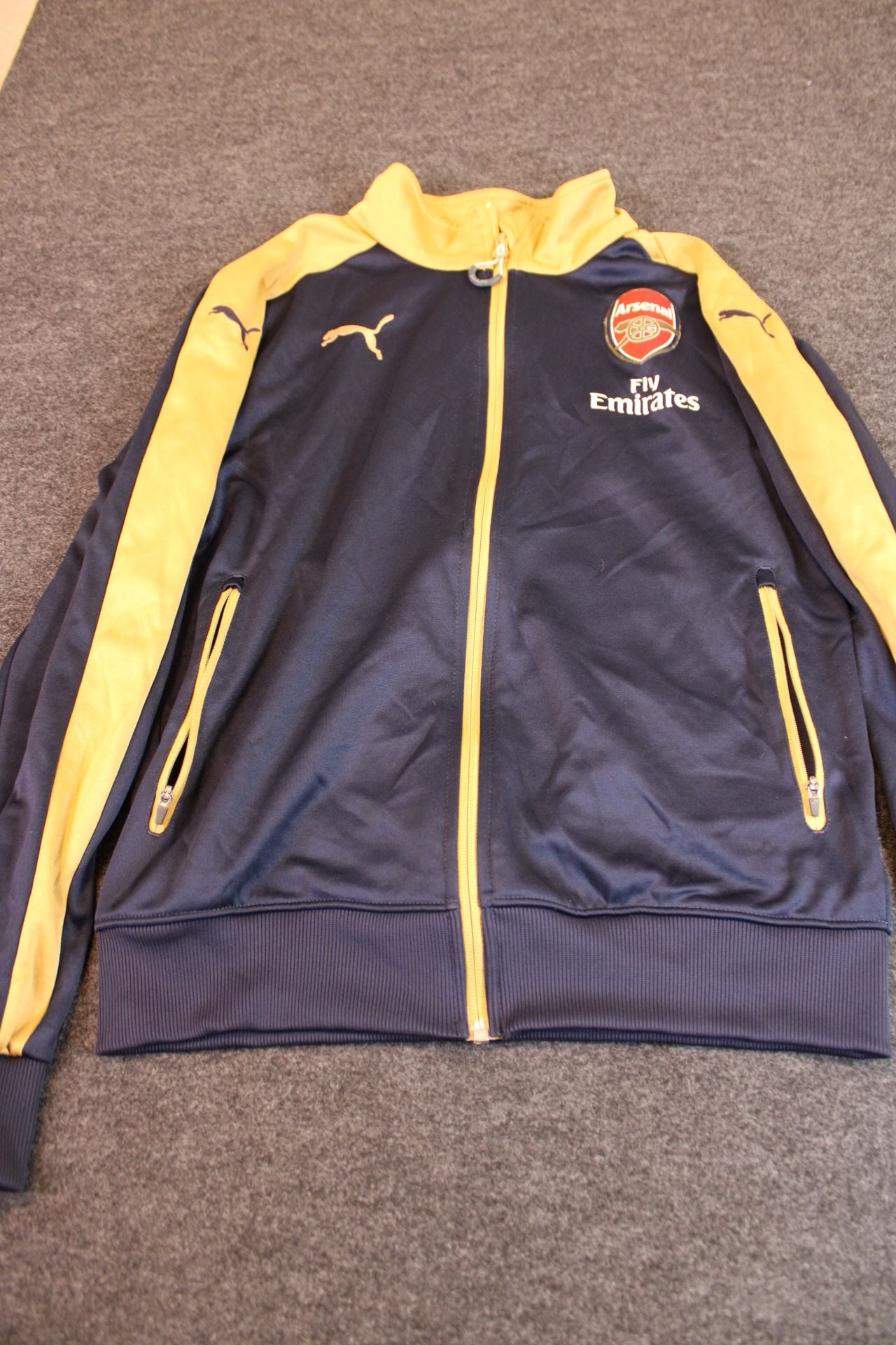 2015-16 Arsenal Puma Track Jacket Navy Gold Full Zip Fly Emirates 2