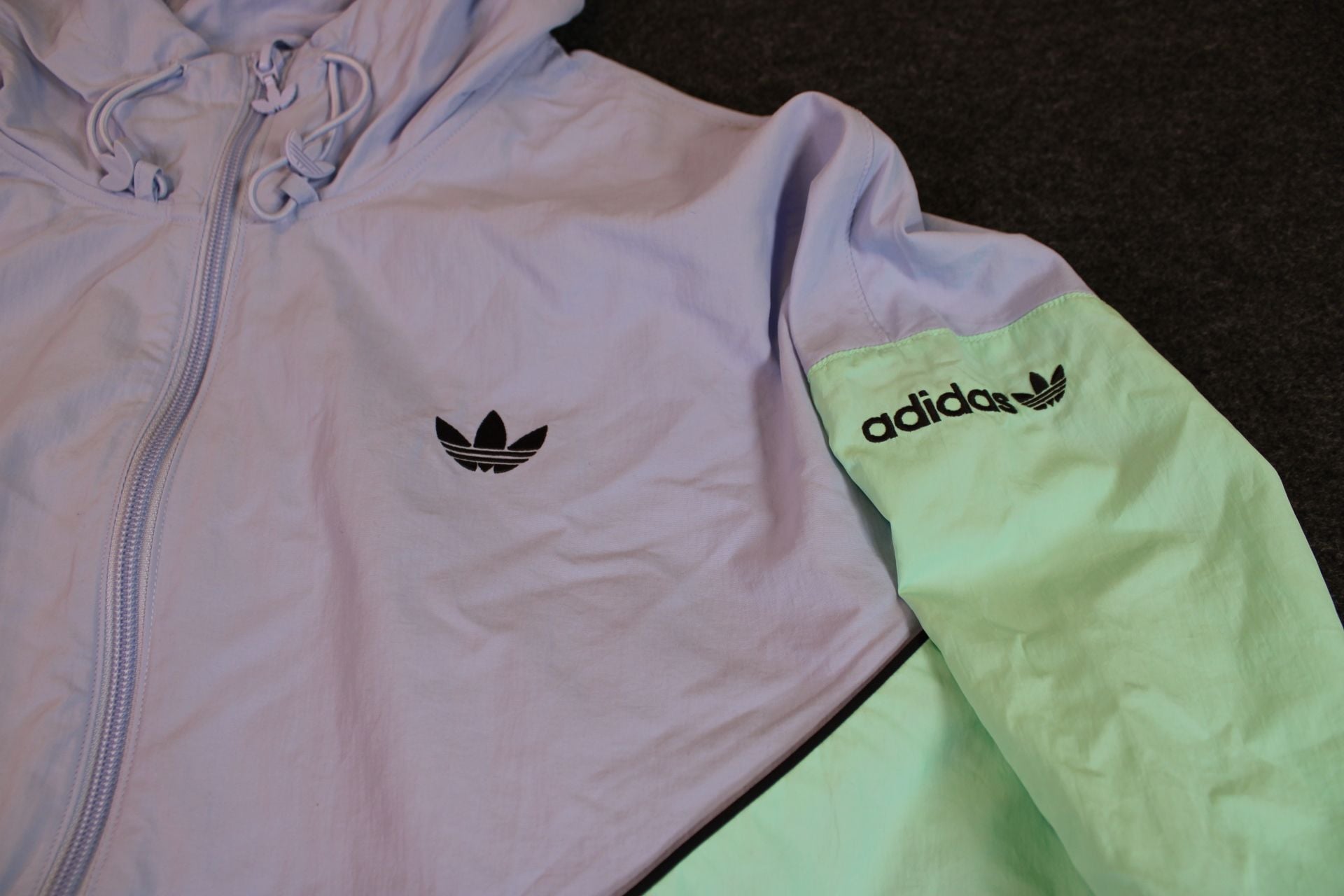 Adidas Originals Adicolor Windbreaker Jacket Ambient Sky Easy Green 5