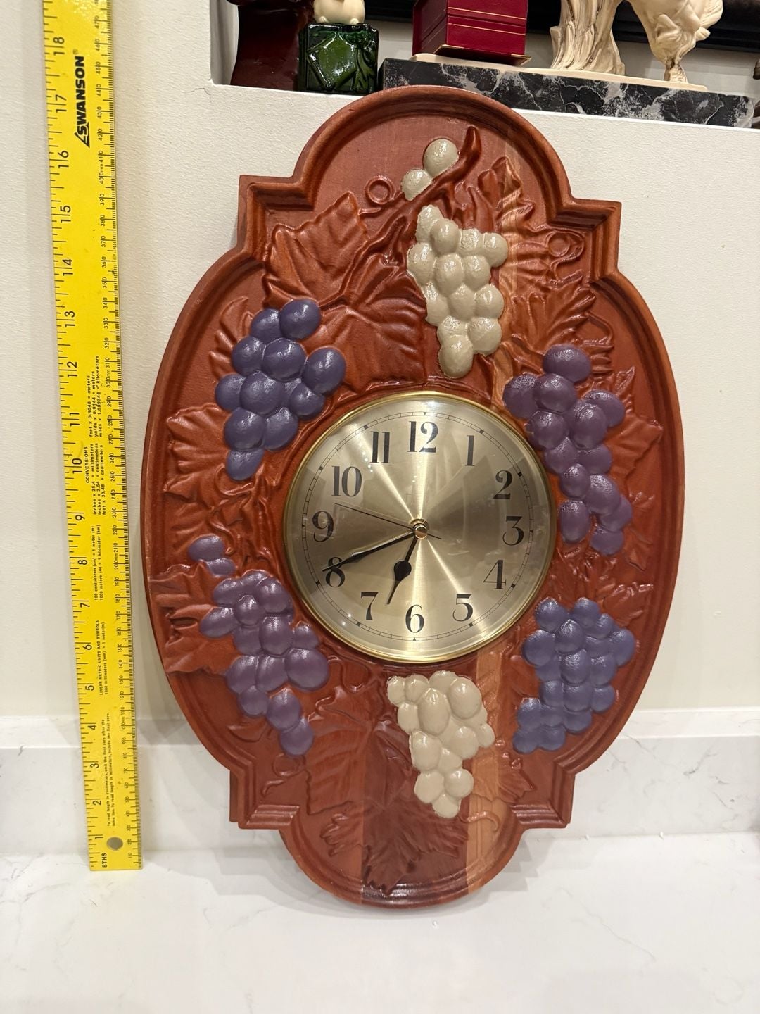 Vintage Hand Crafted Wood Carved Grapevine Quartz Wall Clock 8