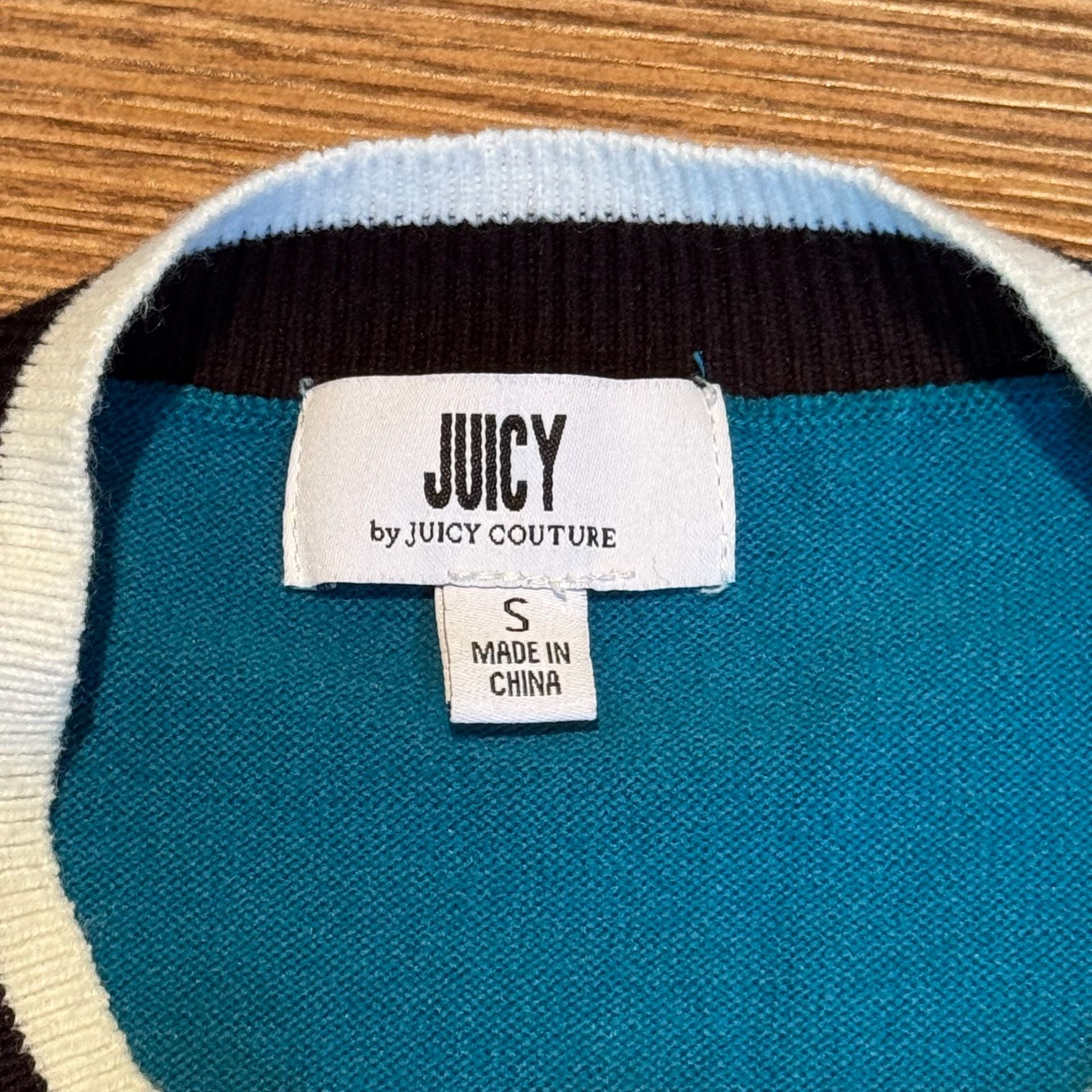 Juicy Couture Women’s Small Teal Blue Heart Logo Crewneck Sweater Y2K 3