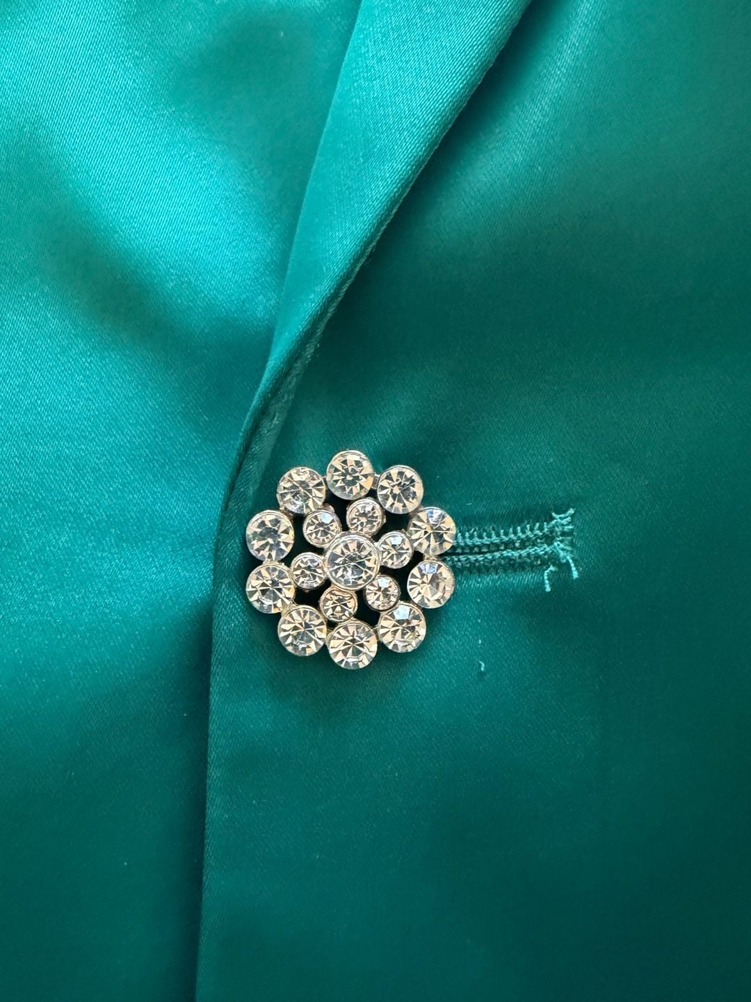 Sincerely Jules Emerald Green Satin Feather Cuff Sleeves Blazer Womens Medium Jewel Button 5