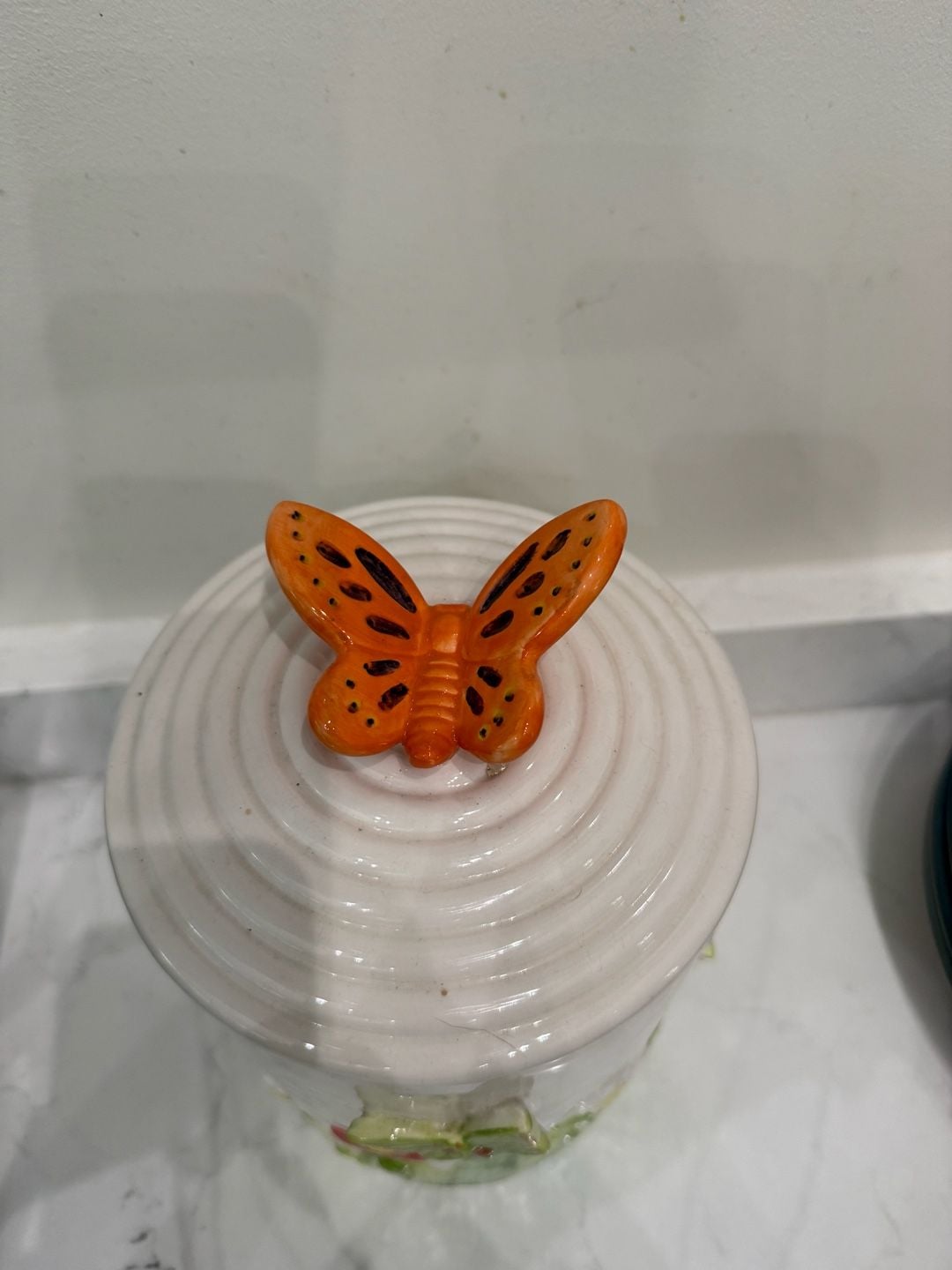 Vintage Ceramic Butterfly and Daisy Floral cookie Jar with Orange Butterfly Lid 5