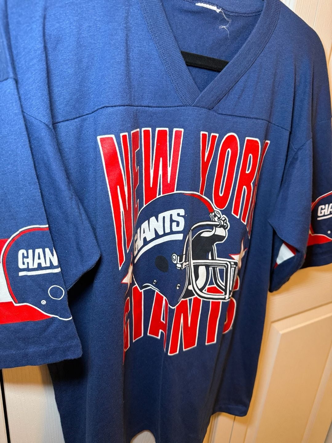 Vintage NFL New York Giants Graphic V-Neck T-Shirt Blue 8