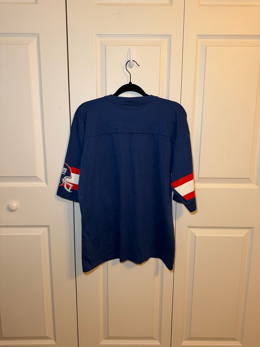 Vintage NFL New York Giants Graphic V-Neck T-Shirt Blue 9