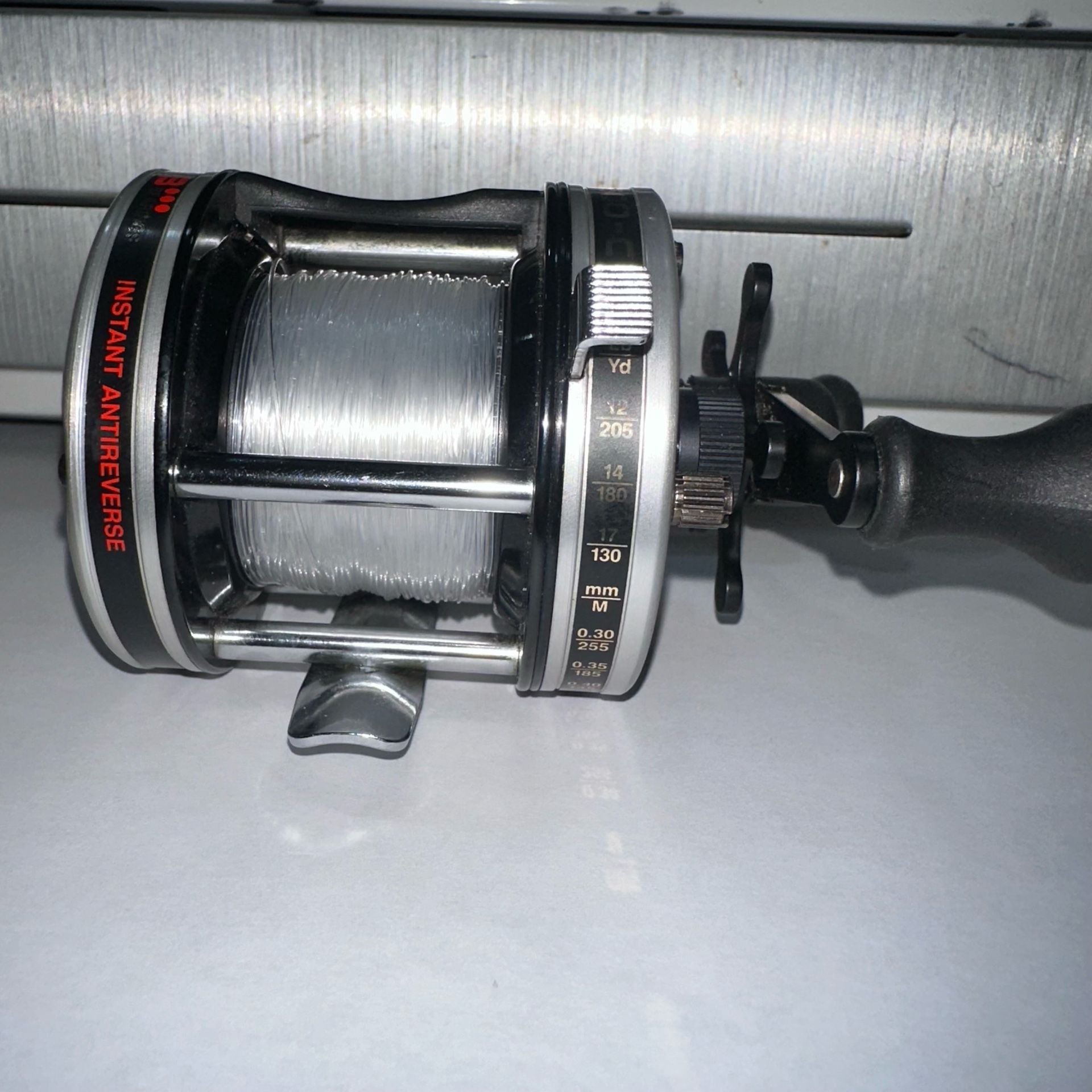 Abu Garcia Ambassadeur 5500-C3 Round Baitcasting Fishing Reel 4