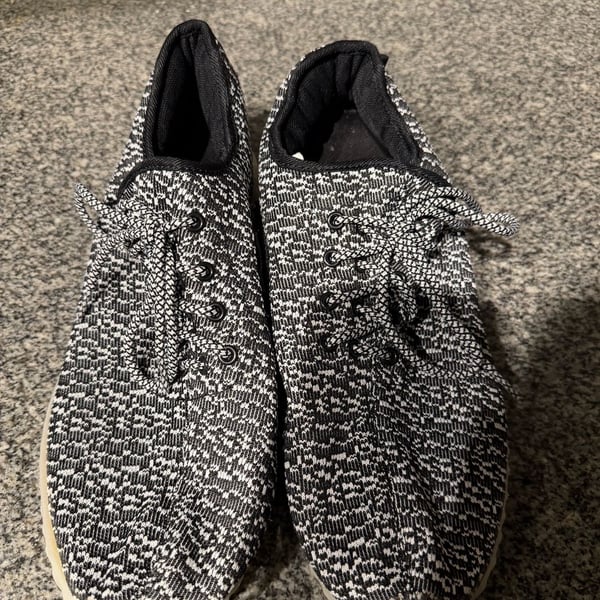 Adidas Yeezy Boost 350 V2 Black White Knit Sneakers
