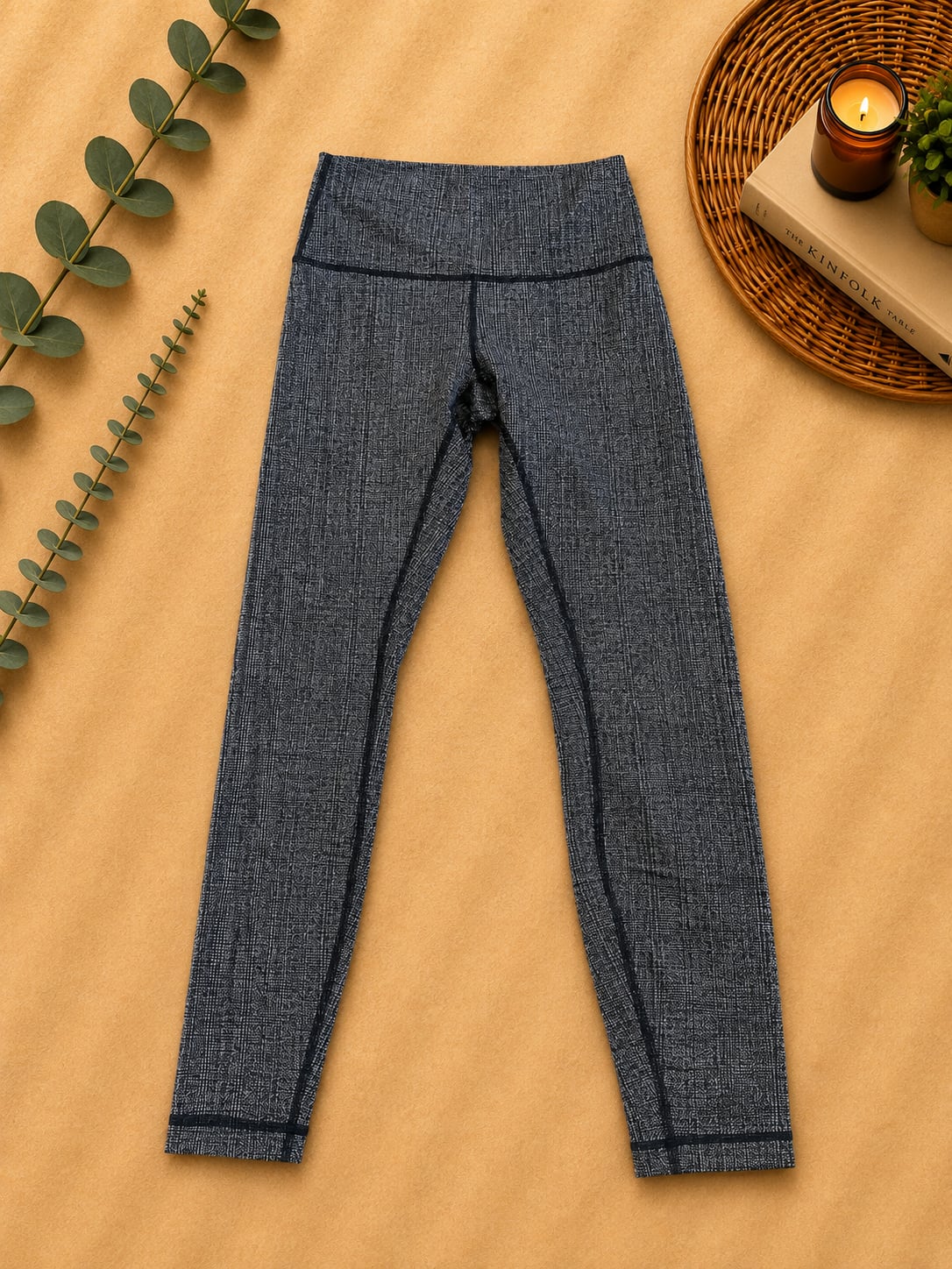 Lululemon Black Herringbone Knit Wunder Under High-Rise Leggings 3