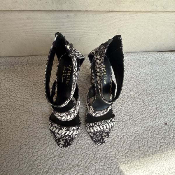 Nicole Miller Artelier Black and White Patterned Heeled Sandals with Tassel