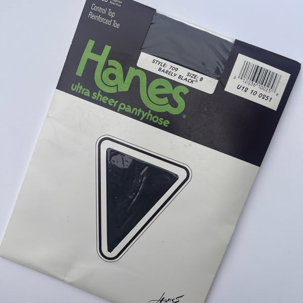 Hanes Ultra Sheer Pantyhose, Style 709, BARELY BLACK, Size B