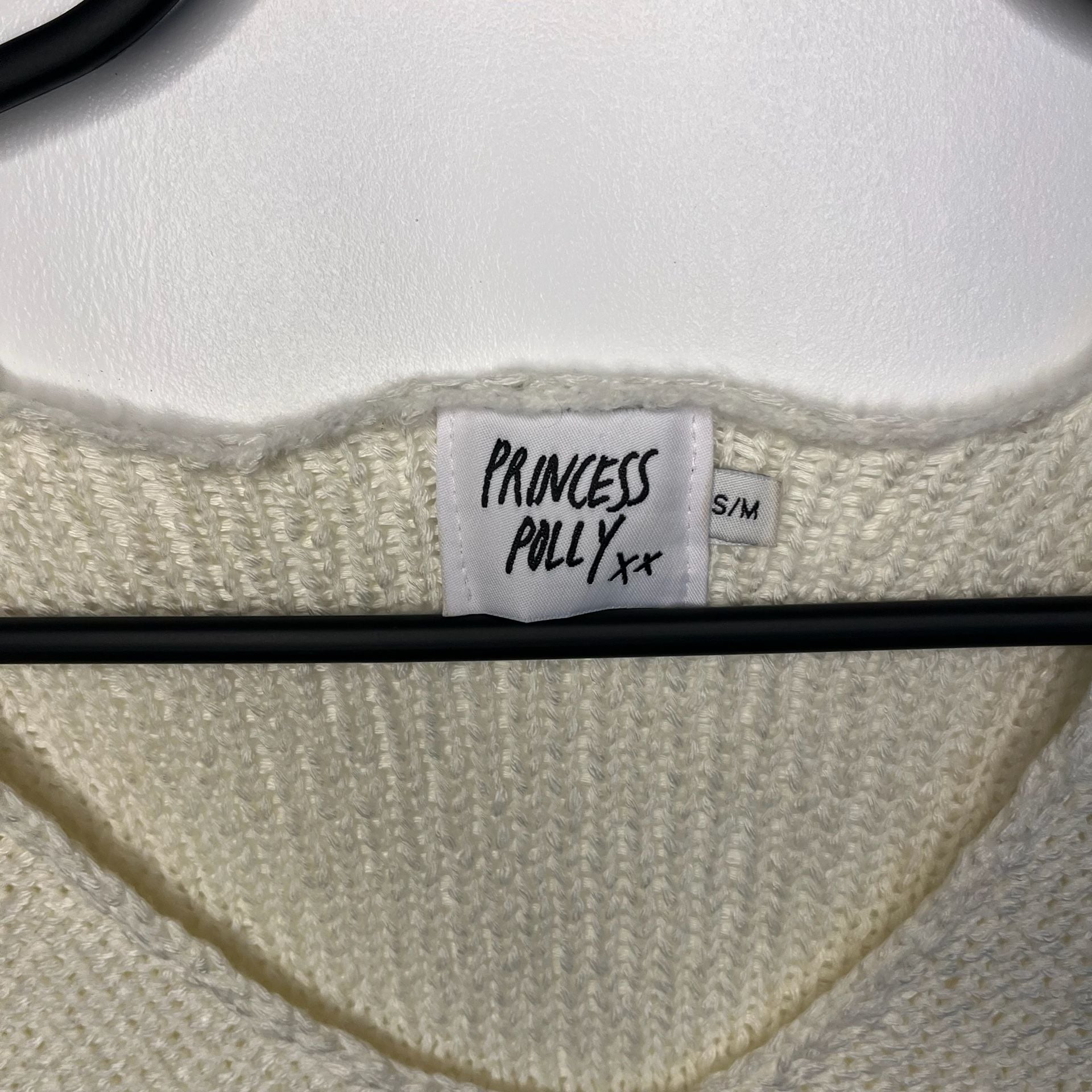 Princess Polly Cream V-Neck Cropped Knit Sweater 3