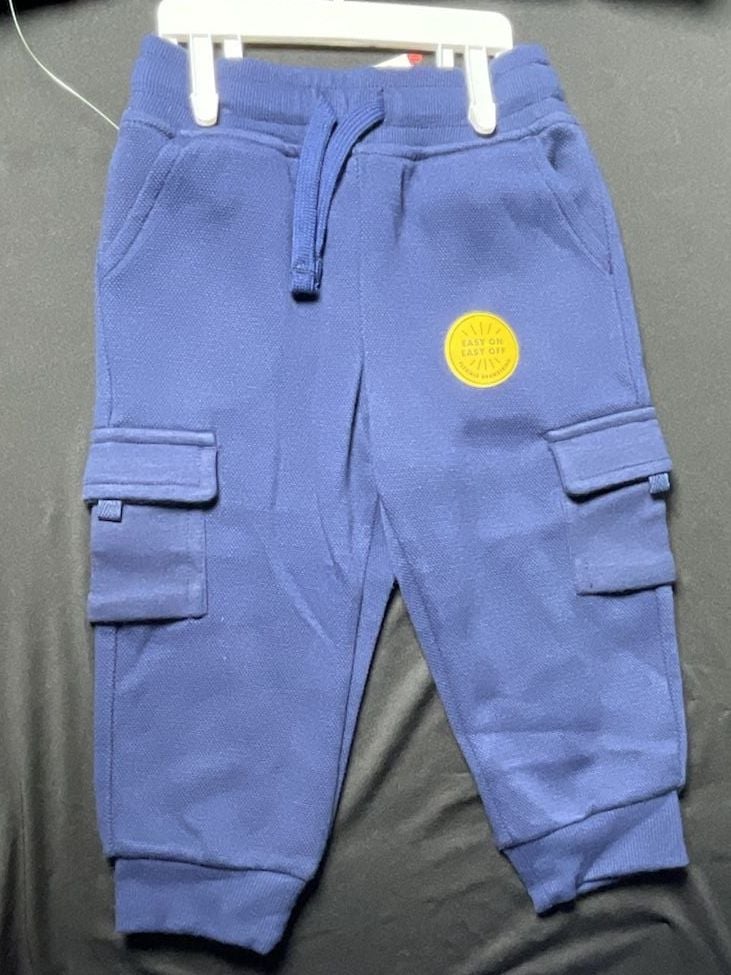 Cat & Jack Toddler Boys' Pocket Crewneck Sweatshirt and Joggers Set - Navy Blue 4