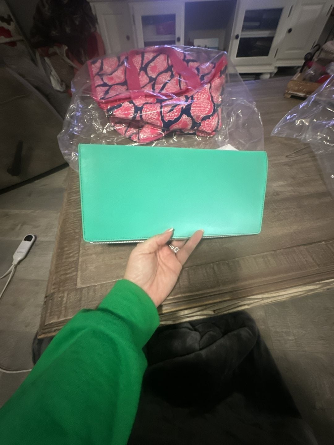 Cole Haan Green Leather Clutch Wallet with Silver Hardware 4