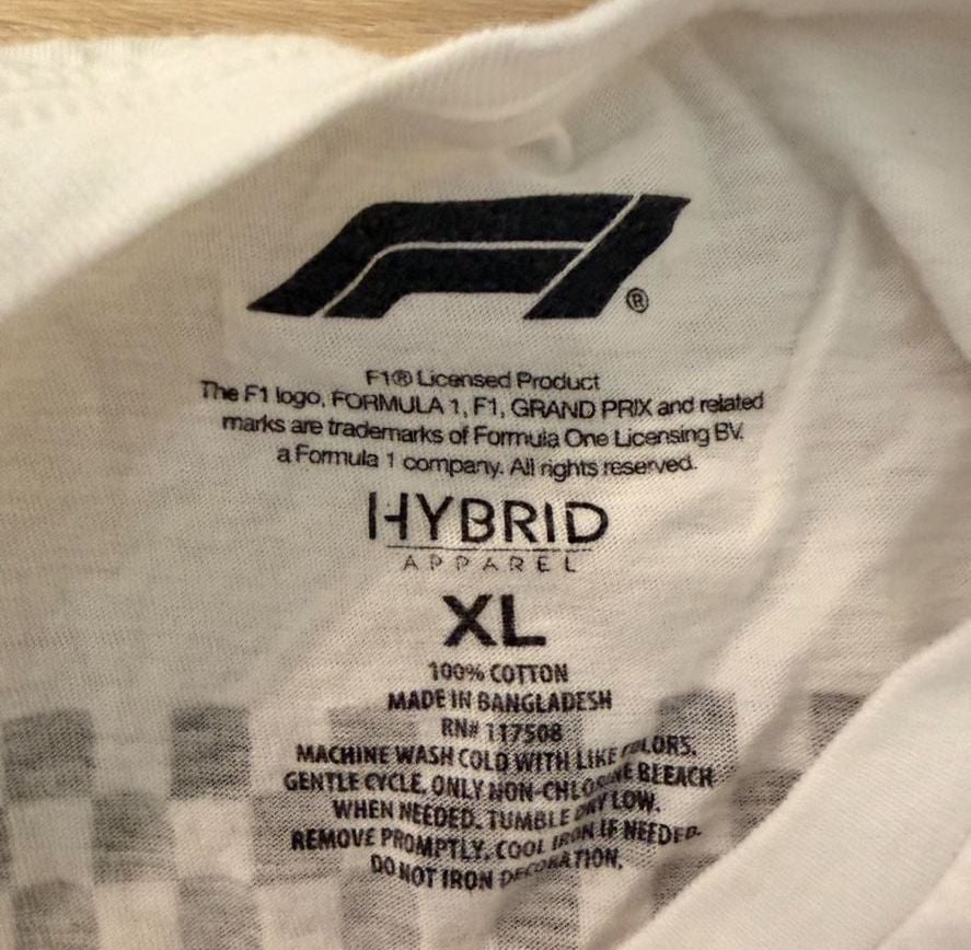 Formula 1 Speed With No Limits White Graphic T-Shirt 5