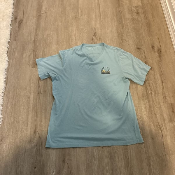TravisMathew Light Blue Mountain Sunset Graphic Short Sleeve T-Shirt Men Size XL