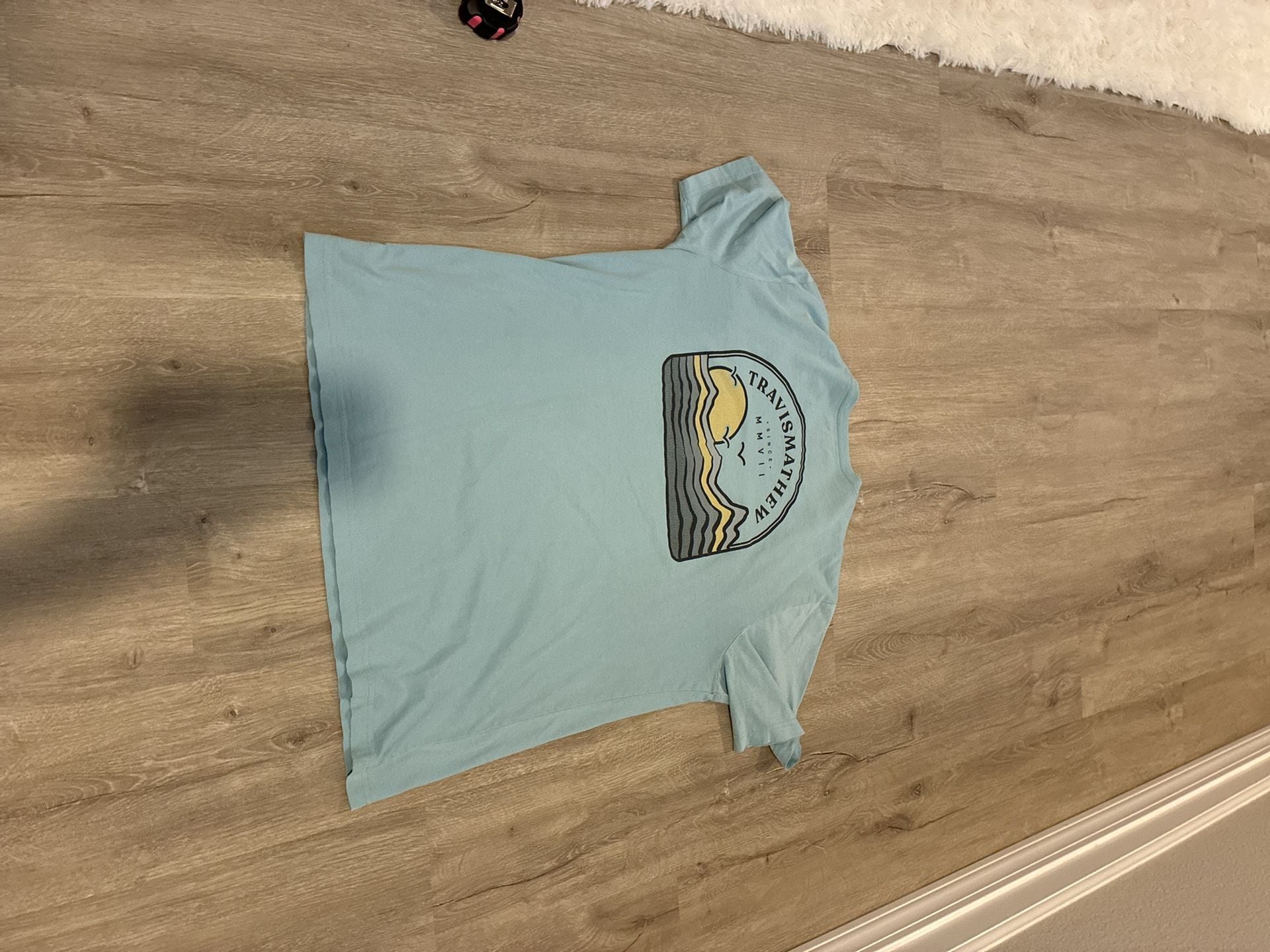 TravisMathew Light Blue Mountain Sunset Graphic Short Sleeve T-Shirt Men Size XL 7