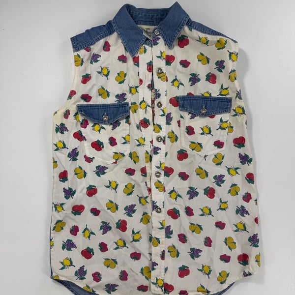 Vintage 90s The Disney Store Winnie the Pooh Fruit Stand Denim Vest