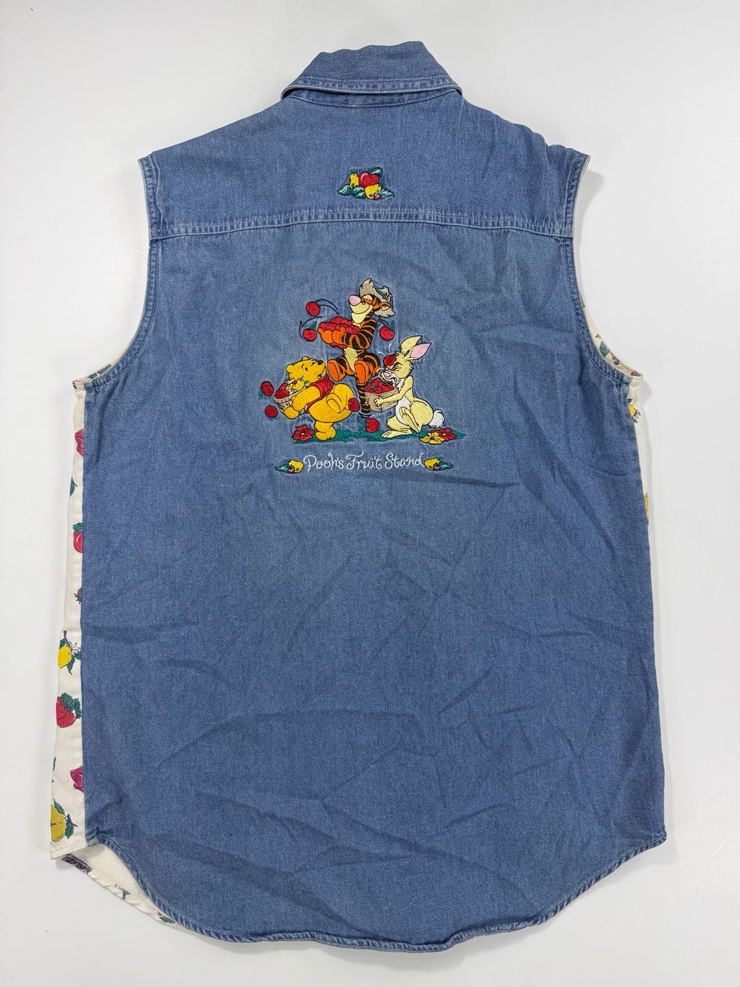 Vintage 90s The Disney Store Winnie the Pooh Fruit Stand Denim Vest 6