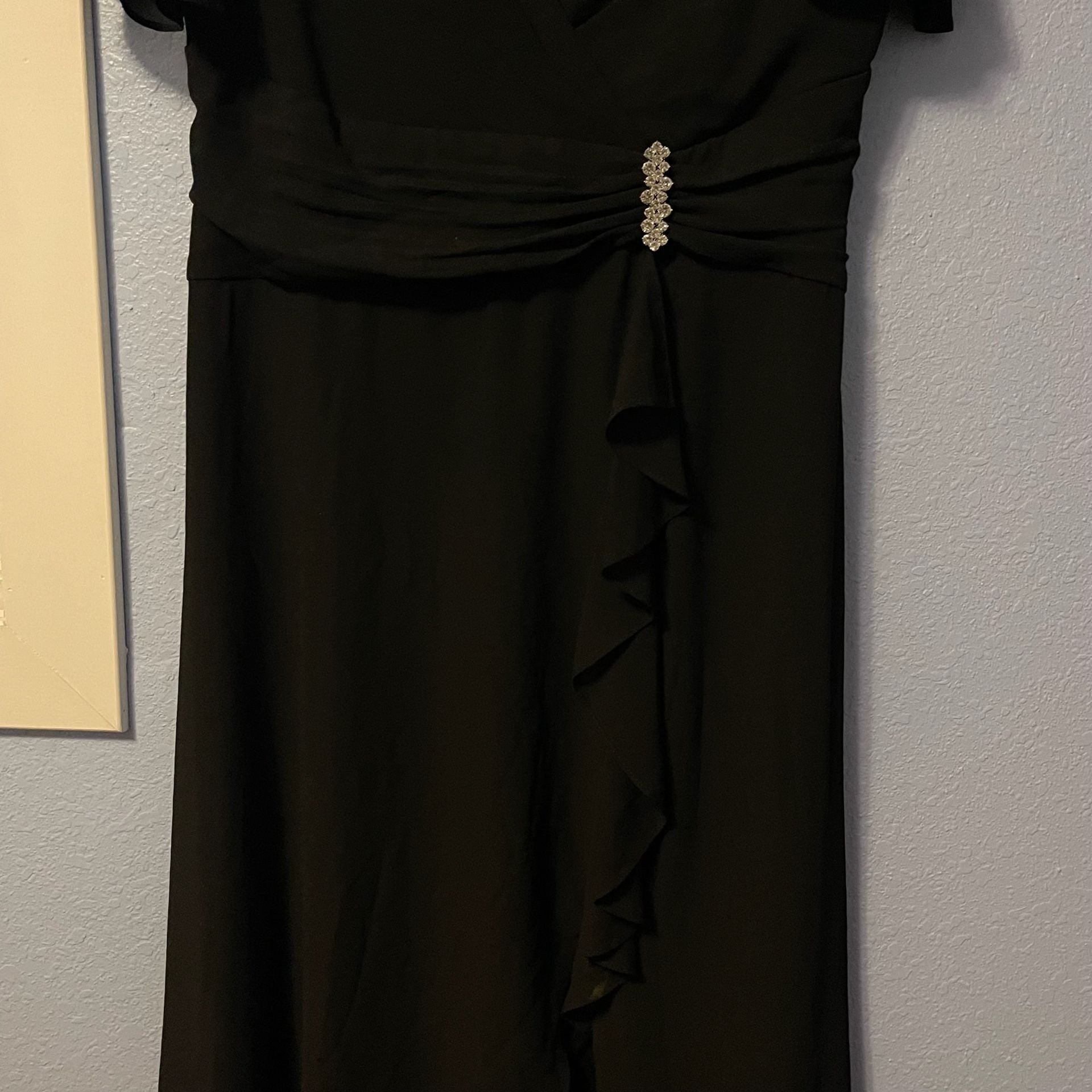 R&M Richards Black V-Neck Rhinestone Embellished Chiffon Evening Dress 3