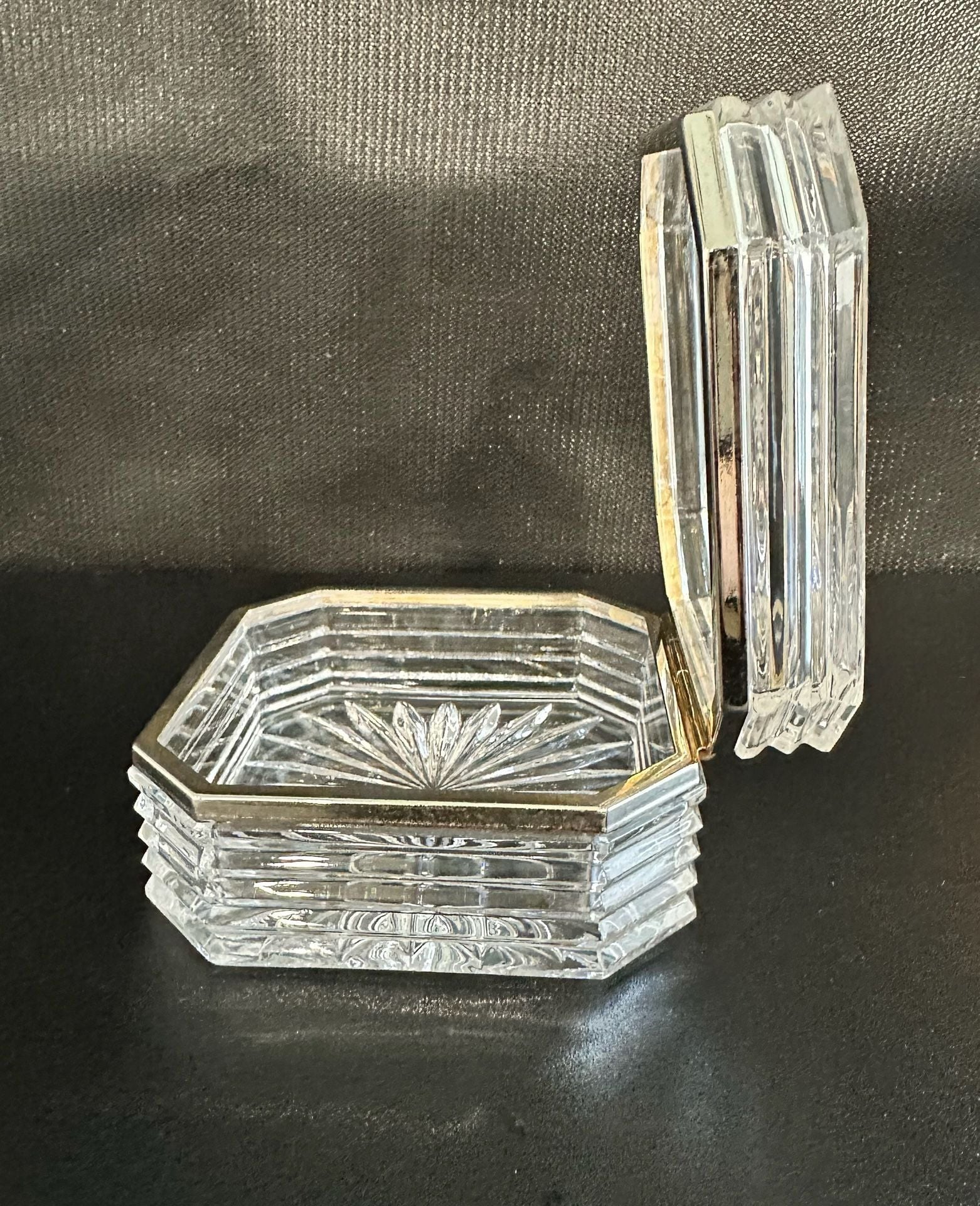 Pre owned Hofbauer Crystal Trinket Box with Frosted Bird Made in Germany 2