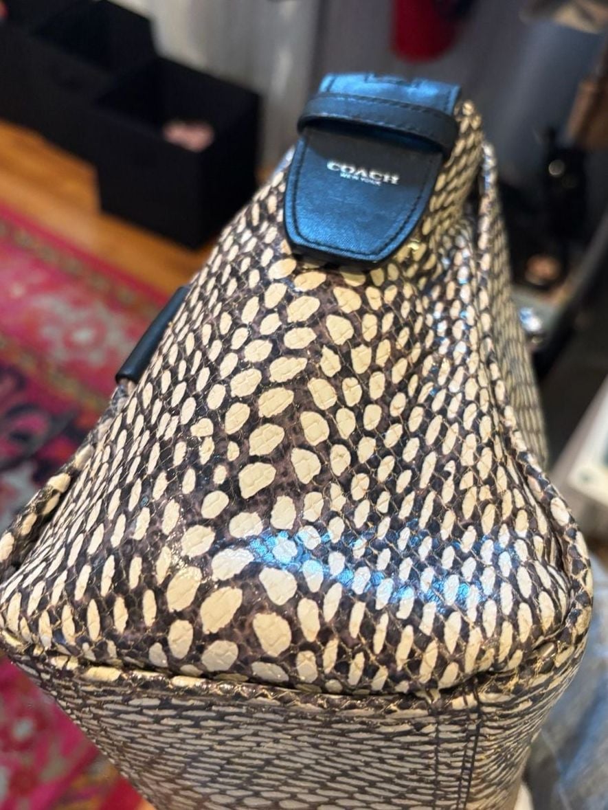 COACH F28303 Painted Snakeskin Leather Carryall Satchel Black & White 7
