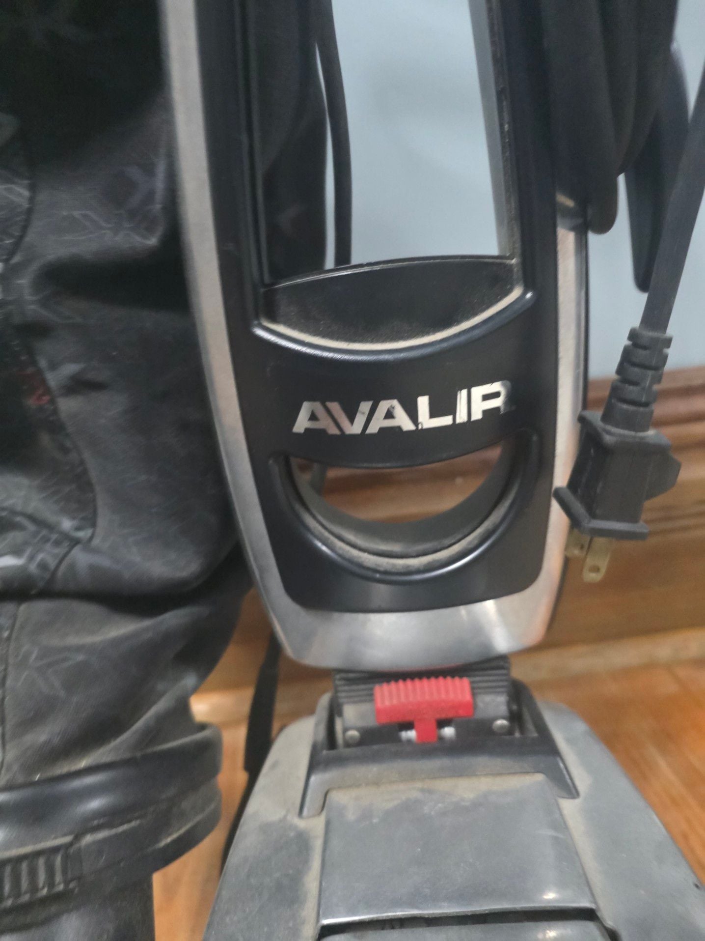 Kirby Avalir G10D Upright Vacuum Cleaner 3