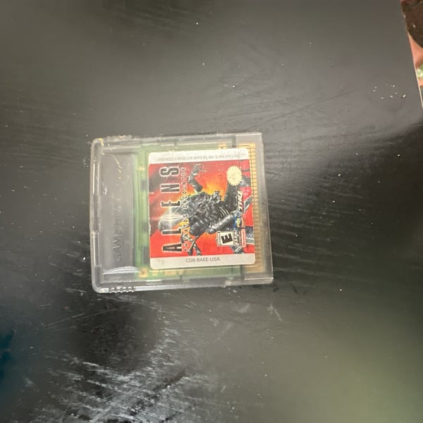 Aliens: Thanatos Encounter - Game Boy Color