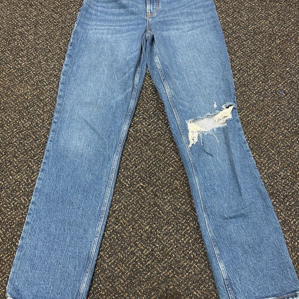 Abercrombie & Fitch The '90s Straight Ultra High Rise Distressed Jeans Size 27