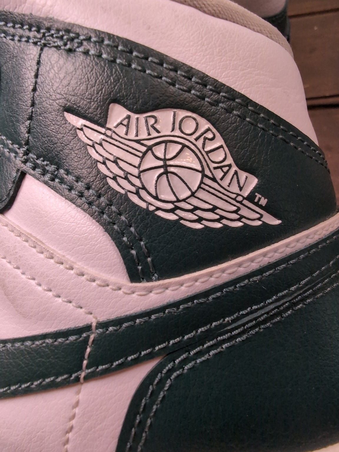 Nike Air Jordan 1 Mid SE White/Oxidized Green-Sail Women's 5.5/Youth 4 10