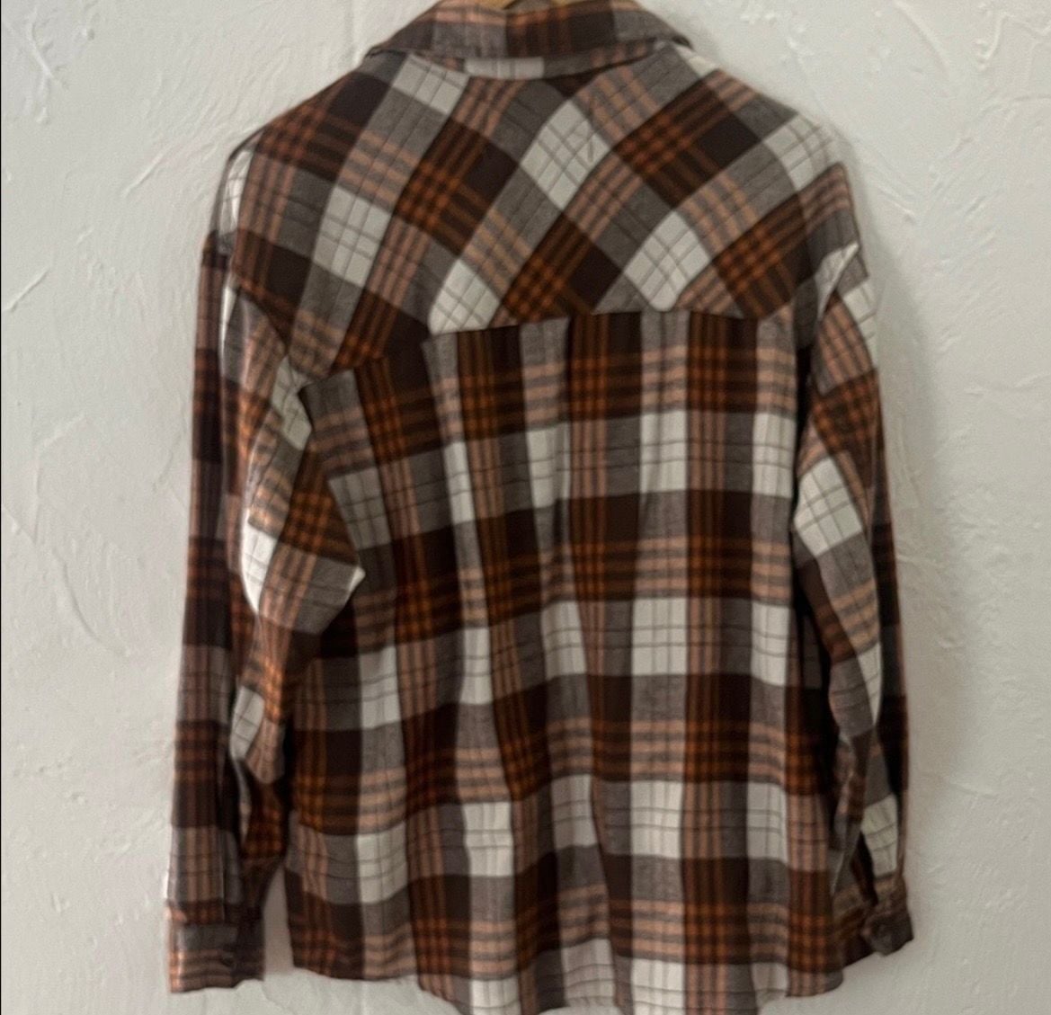 RSQ Brown White and Orange Plaid Long Sleeve Button-Down Flannel Shirt with Dual Chest Pockets 3