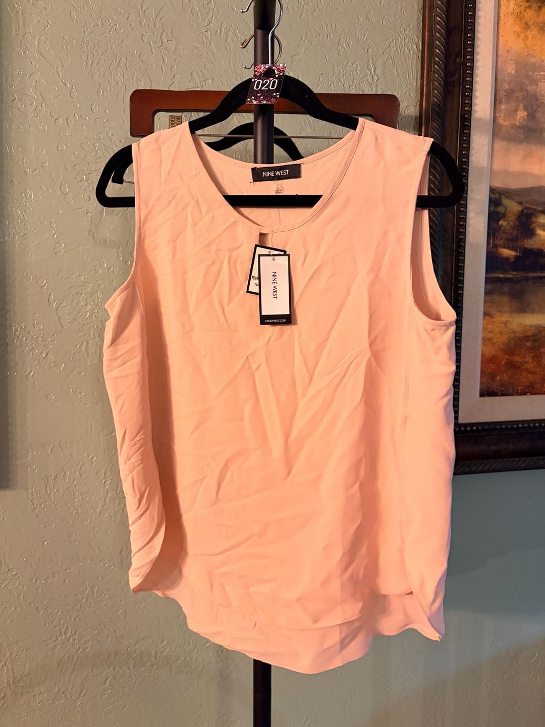 Nine West Peach Keyhole Neck Sleeveless Tank Top 2