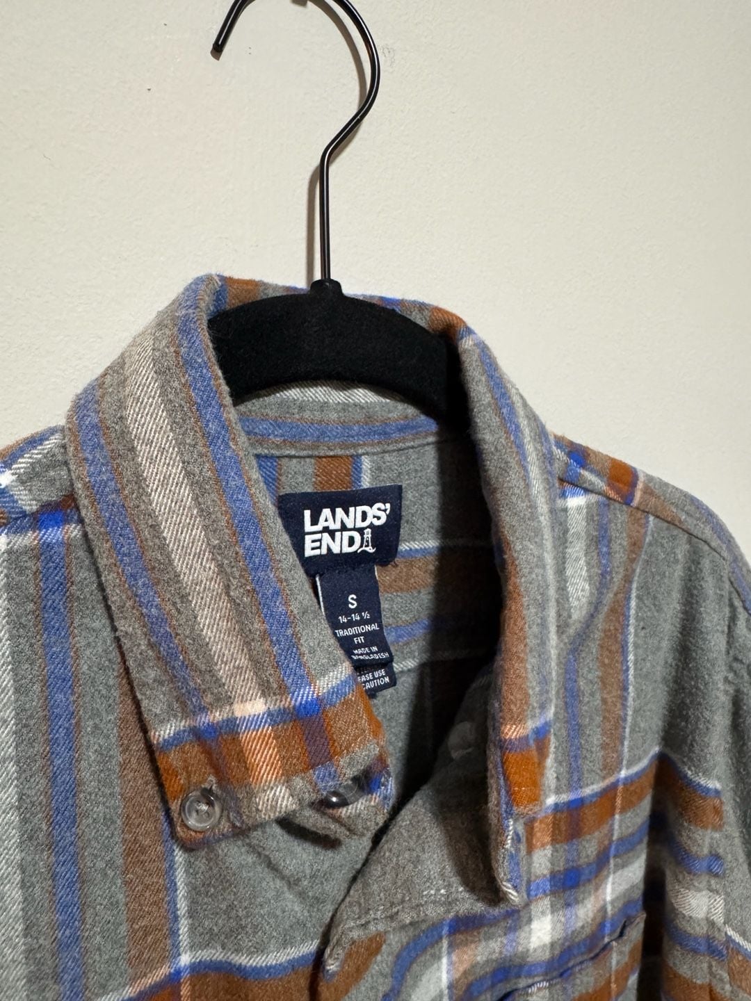 Lands’ End Men’s Flannel Shirt Small Gray Brown Blue Plaid 100% Cotton 4