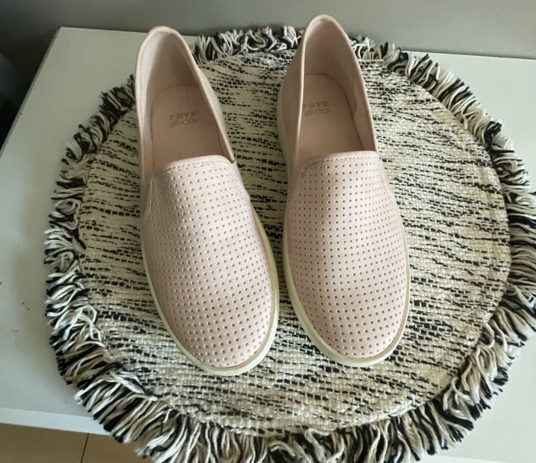 Frye and co Perforated Slip-On Pink Sneakers 2