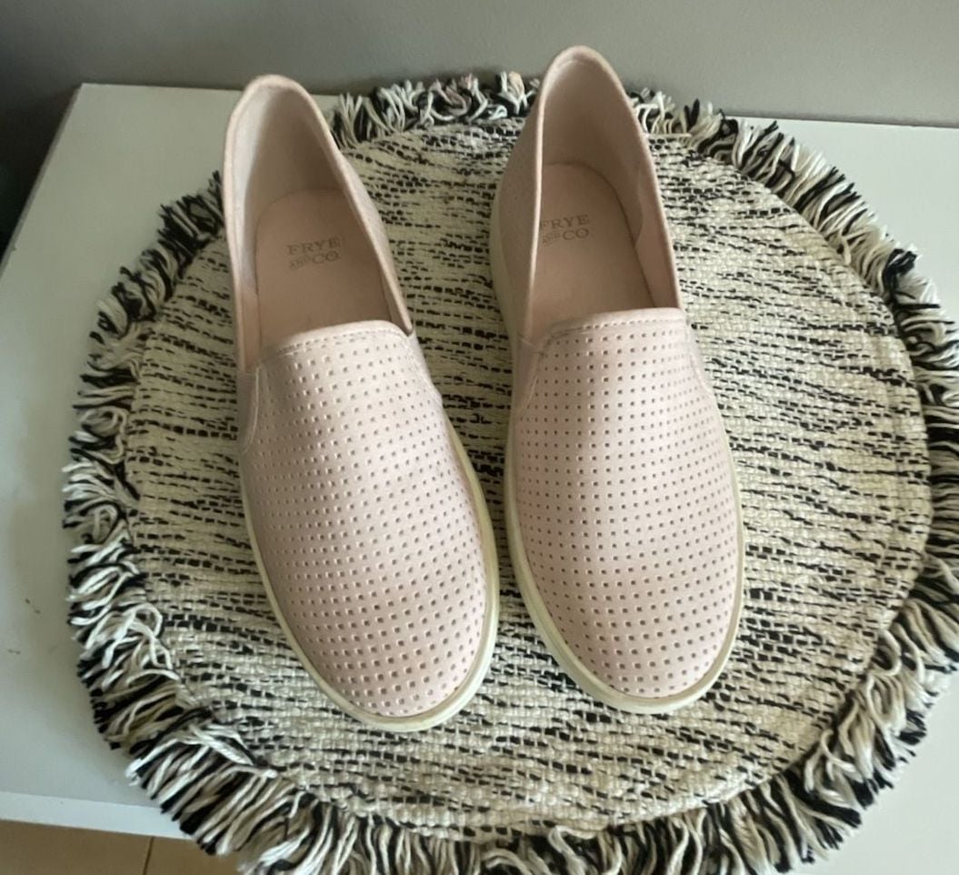 Frye and co Perforated Slip-On Pink Sneakers 3
