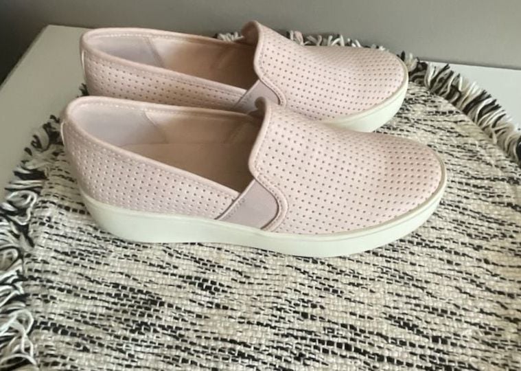 Frye and co Perforated Slip-On Pink Sneakers 4