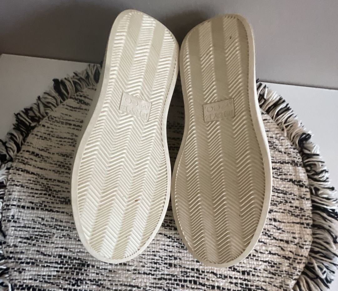 Frye and co Perforated Slip-On Pink Sneakers 6