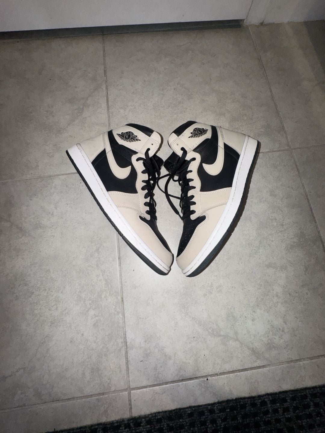 Air Jordan 1 Retro High OG 'Shadow 2.0' (555088-035) 2