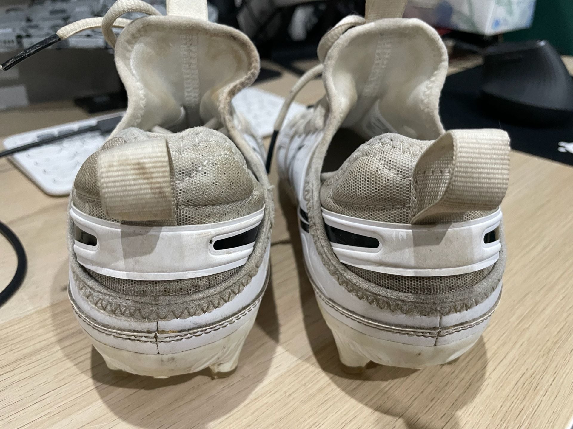 Size 5.5 Nike Huarache 9 Varsity LAX Lacrosse Cleats White Unisex 3