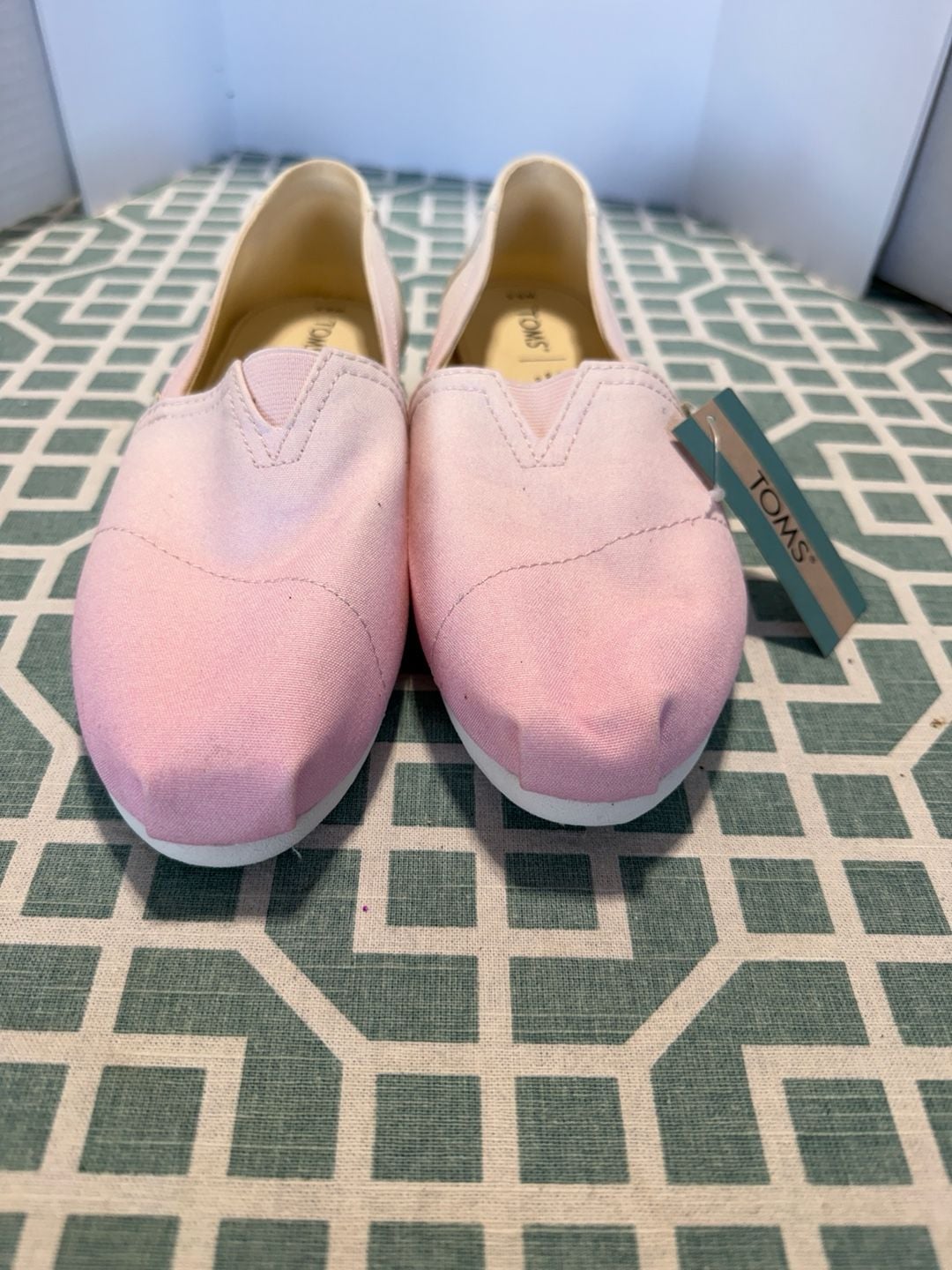 TOMS Women's Belmont Pink/White Ombre Printed Canvas Slip-On Shoes 2