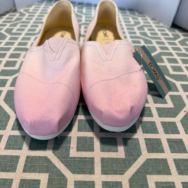 TOMS Women's Belmont Pink/White Ombre Printed Canvas Slip-On Shoes