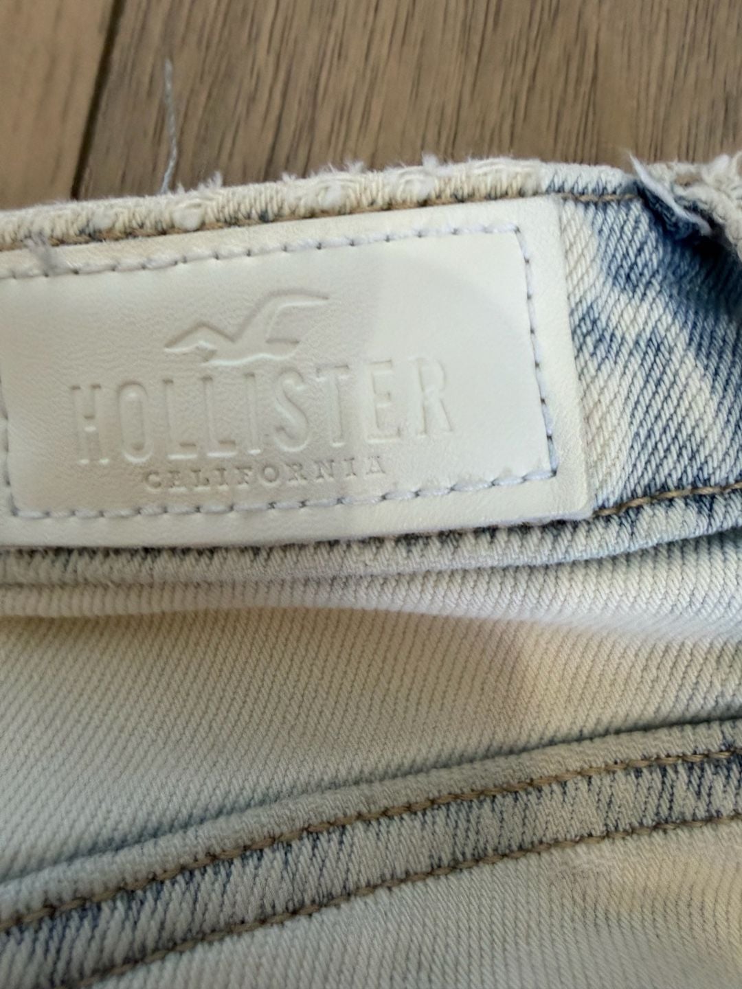Hollister Curvy Ultra High-Rise Dad Jean 6