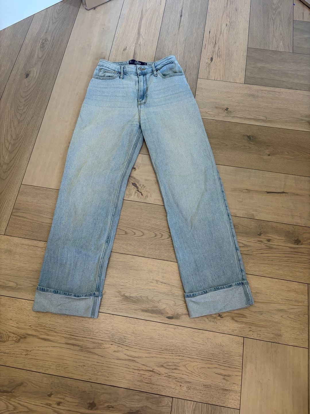 Hollister Curvy Ultra High-Rise Dad Jean 8