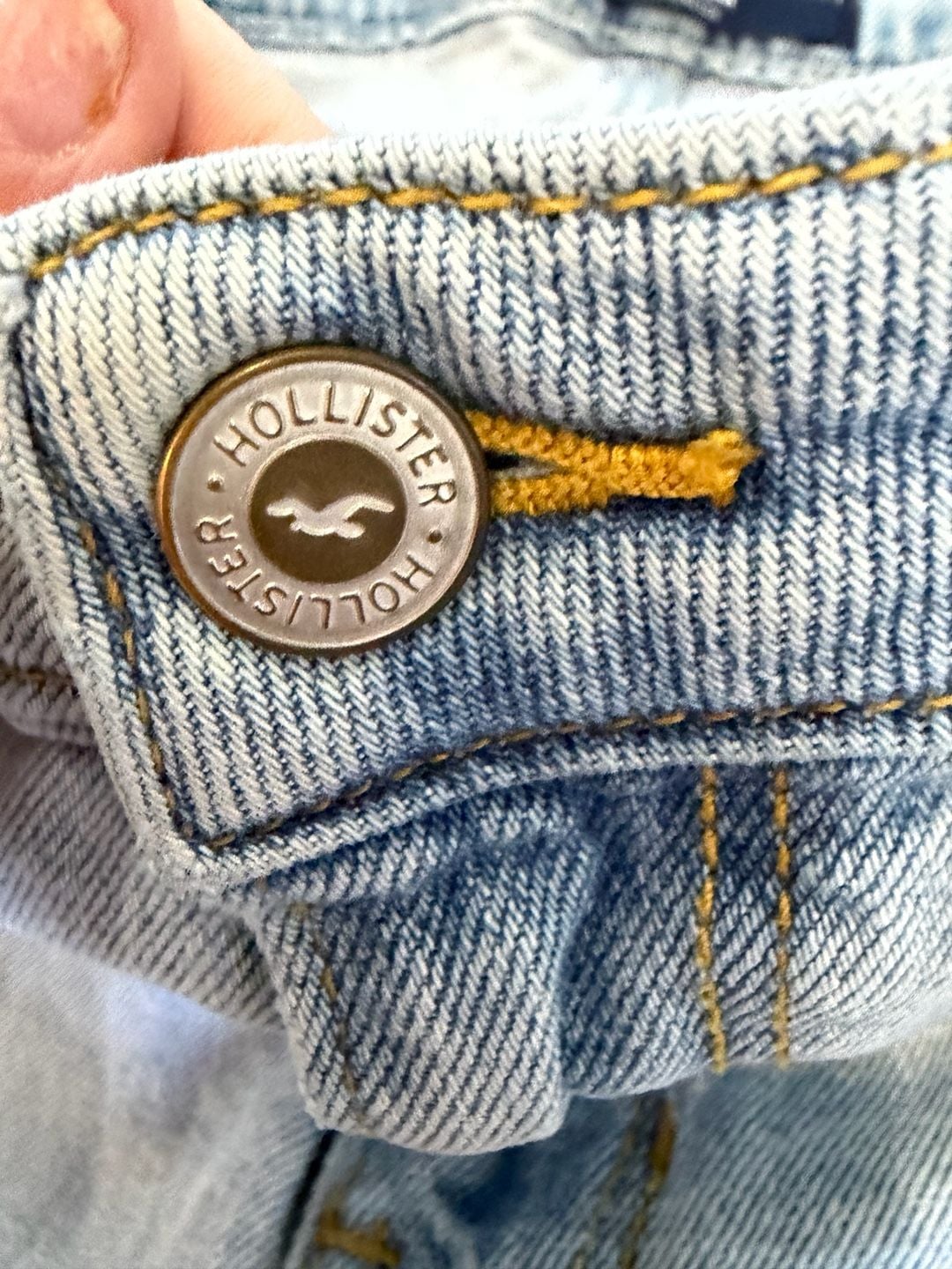Hollister Curvy Ultra High-Rise Dad Jean 10