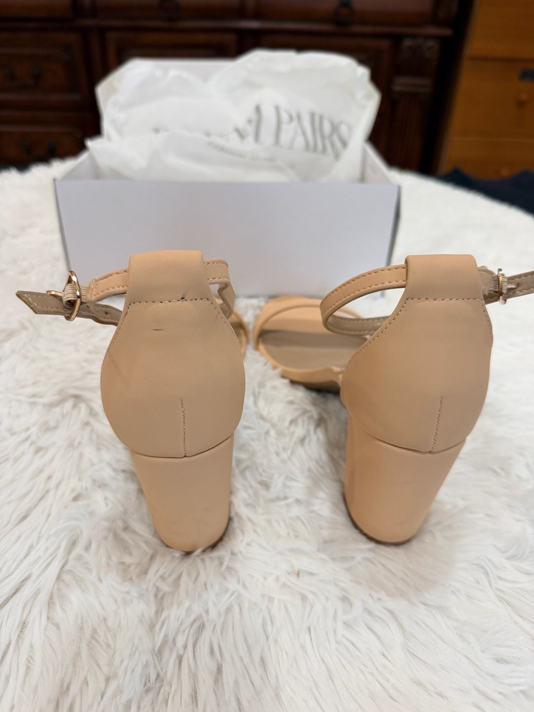 Dream Pairs Nude Open Toe Ankle Strap Chunky Block Heel Sandals Size 7 4
