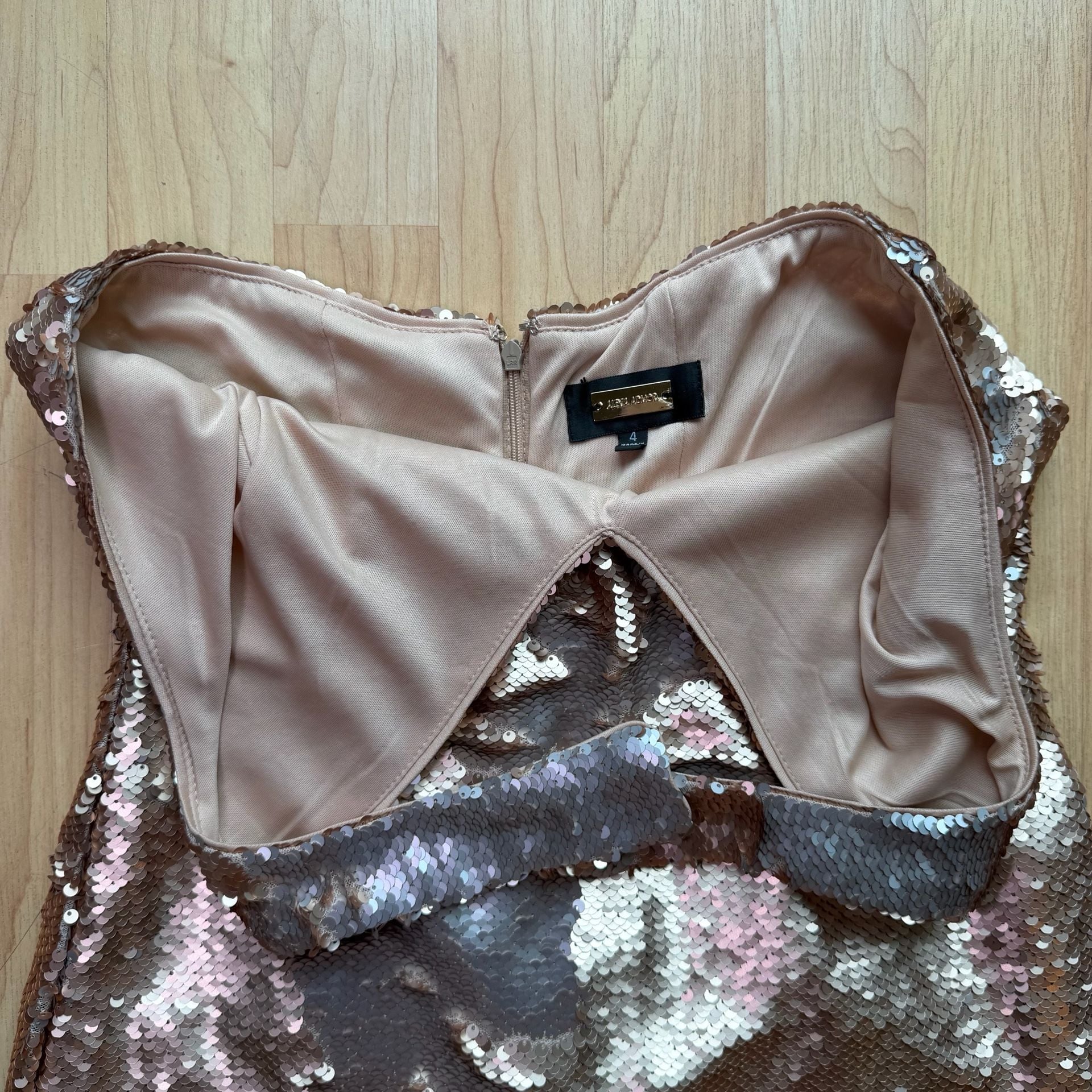 Alexis Armor Rose Gold Sequin Halter Dress Size 4 3
