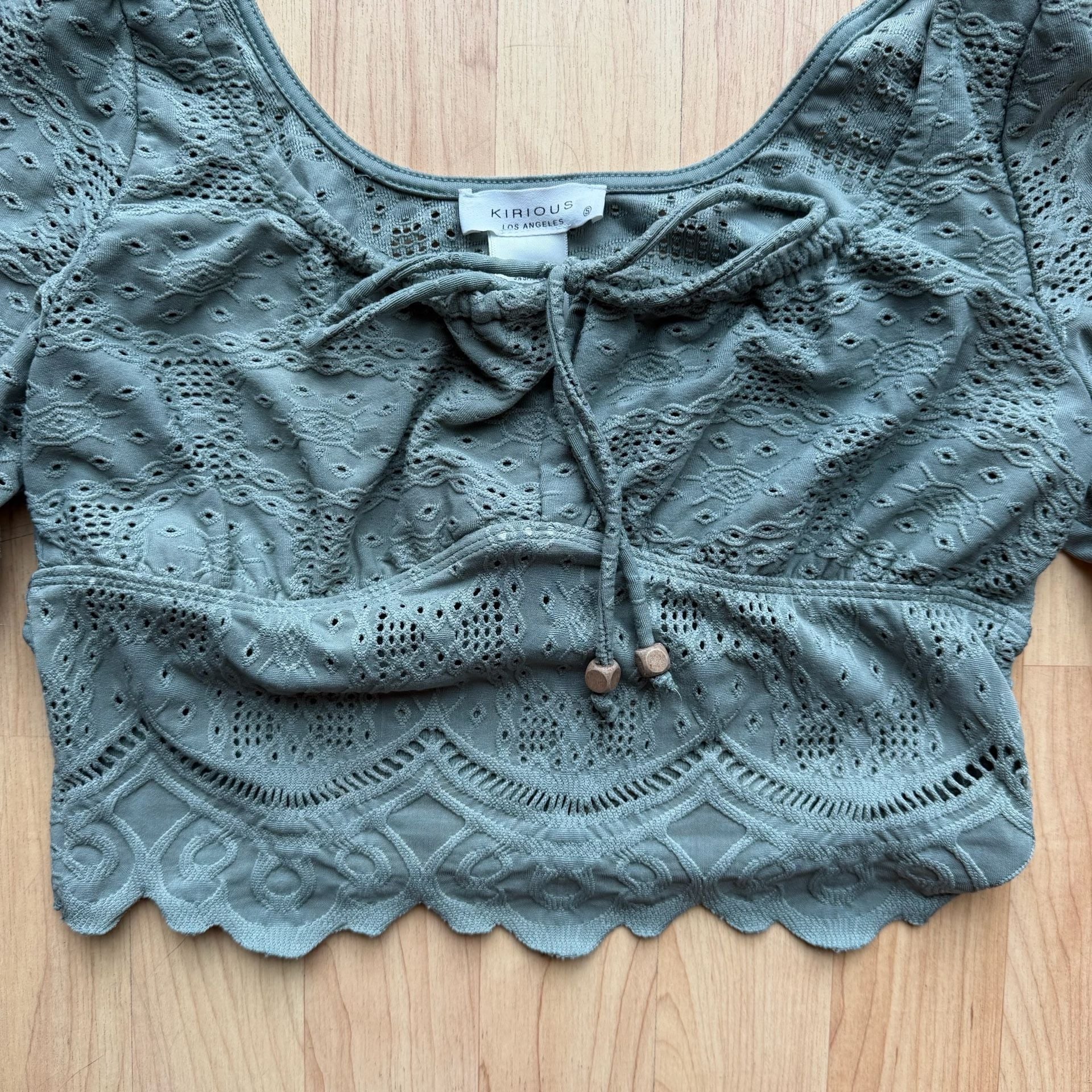 Kirious Los Angeles Long Sleeve Eyelet Crop Top 3